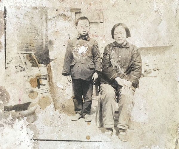 回憶我的母 親